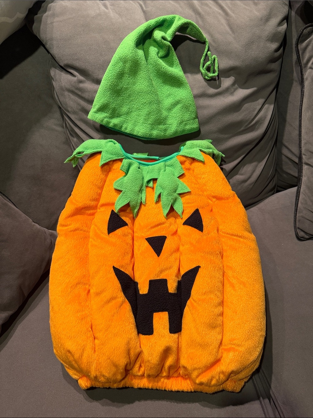 Kids Pumpkin Costume with Green Hat - Orange/Green